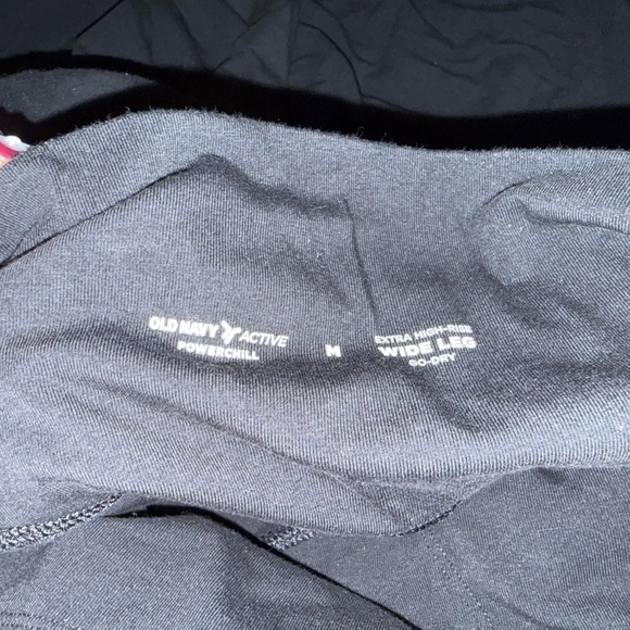 Old Navy Black Wide-Leg Pants - Picture 2 of 2